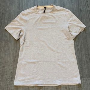 Men’s Lululemon size small shirt